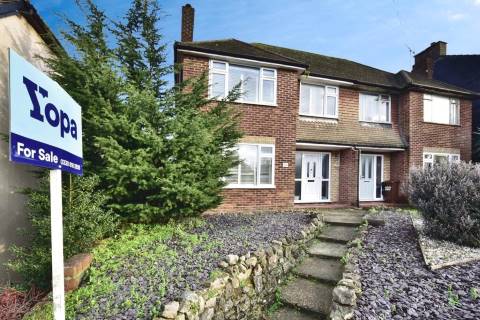 Property for auction in Kent