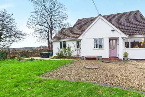 Property for auction in Avon