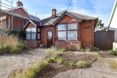 Property for auction in Isle of Wight