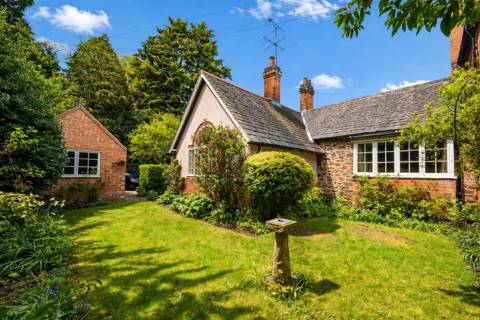 Property for auction in Leicestershire