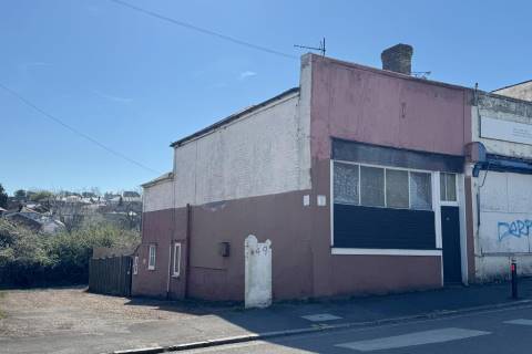 Property for auction in Isle of Wight