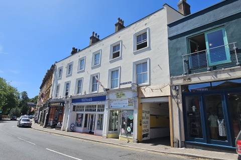 Property for auction in Worcestershire