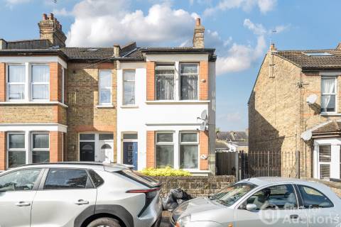 Property for auction in Essex