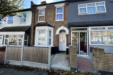 Property for auction in London