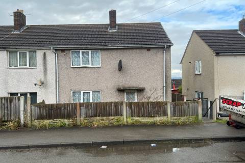 Property for auction in Derbyshire