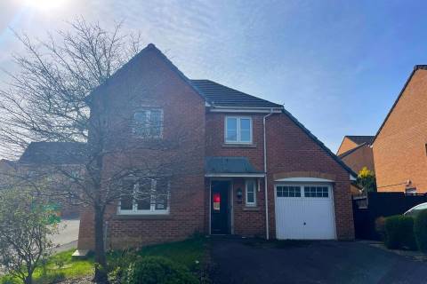 Property for auction in Mid Glamorgan