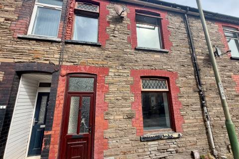 Property for auction in Mid Glamorgan