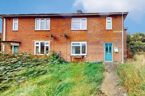 Property for auction in Isle of Wight