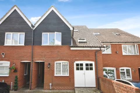 Property for auction in Essex