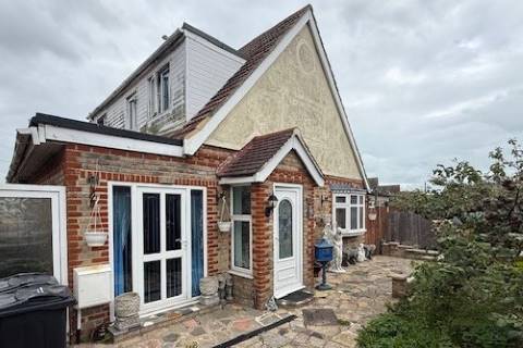 Property for auction in Essex