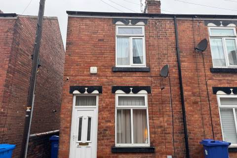 Property for auction in Derbyshire