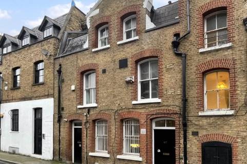 Property for auction in London