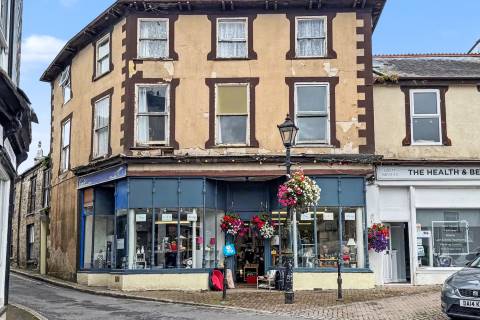 Property for auction in Cornwall
