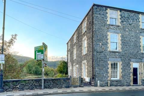 Property for auction in Gwynedd