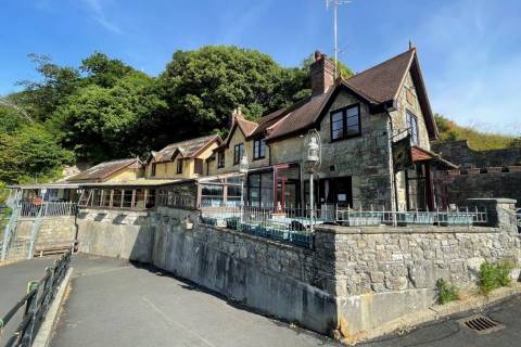 Property for auction in Isle of Wight