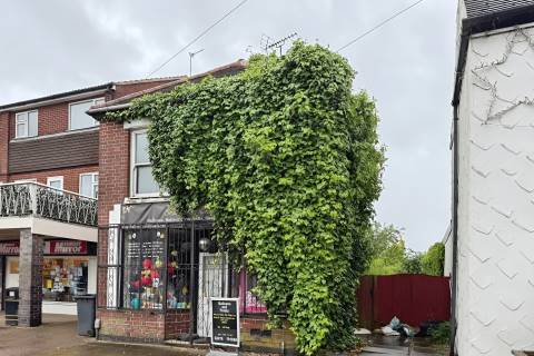 Property for auction in Warwickshire