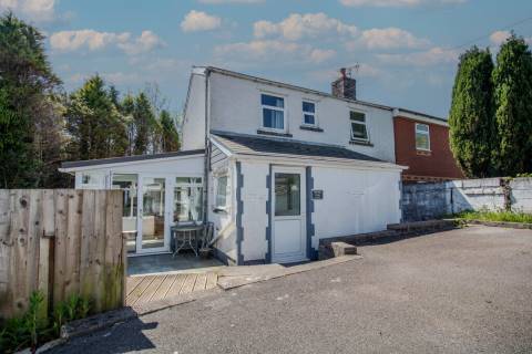 Property for auction in Mid Glamorgan