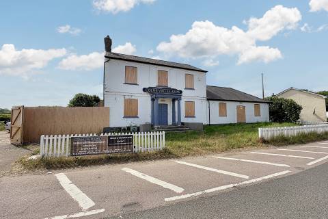 Property for auction in Essex