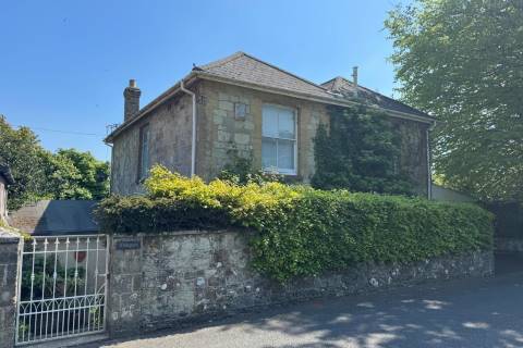 Property for auction in Isle of Wight