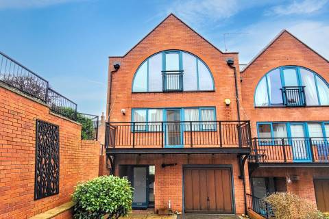 Property for auction in Lincolnshire