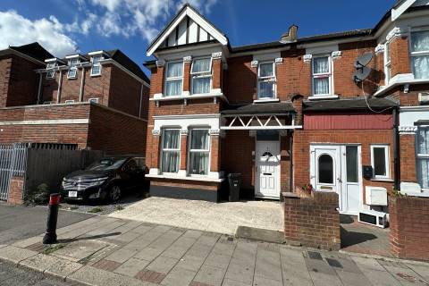 Property for auction in Essex