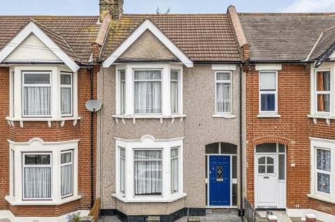 Property for auction in Essex