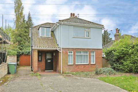 Property for auction in Norfolk