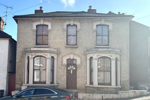 Property for auction in Essex