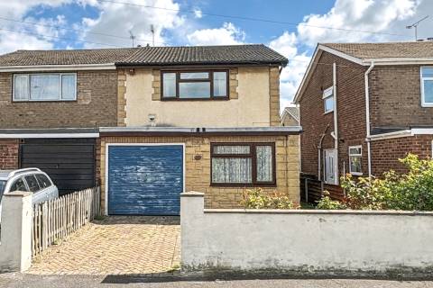 Property for auction in North Lincolnshire