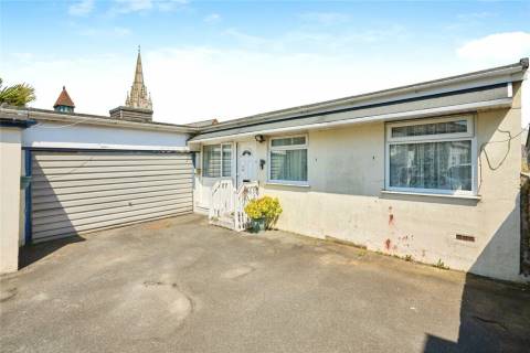 Property for auction in Isle of Wight