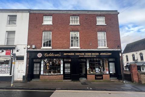 Property for auction in Worcestershire