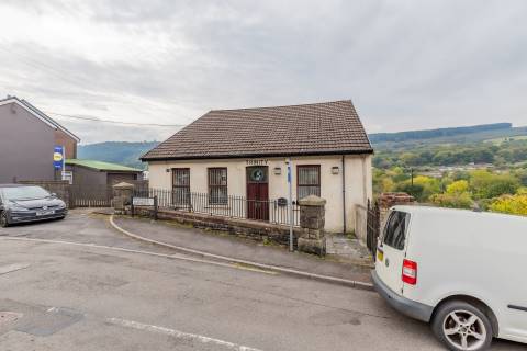 Property for auction in Mid Glamorgan