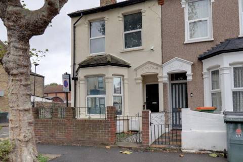 Property for auction in London