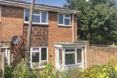 Property for auction in Isle of Wight