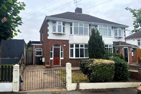 Property for auction in Worcestershire