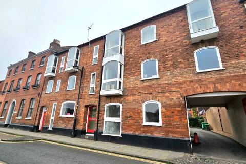 Property for auction in Worcestershire