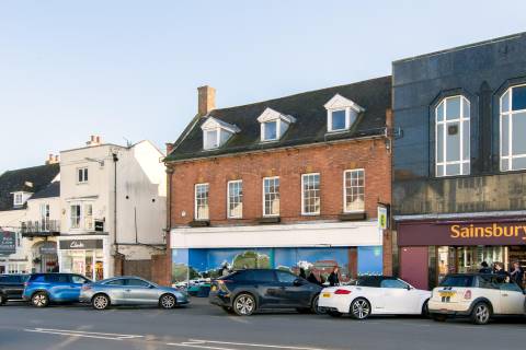 Property for auction in Warwickshire