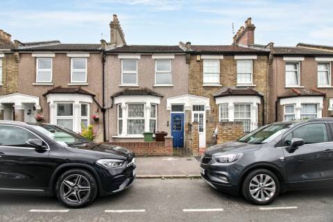 Property for auction in Essex
