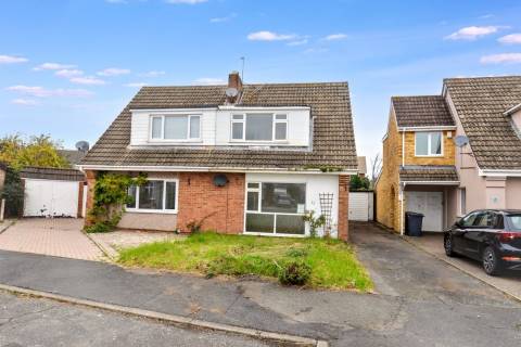 Property for auction in Warwickshire