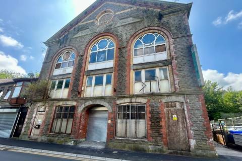Property for auction in Mid Glamorgan