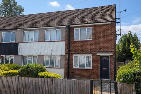 Property for auction in Berkshire