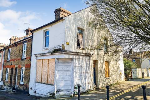 Property for auction in Kent