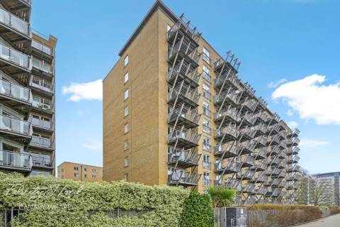 Property for auction in London