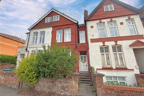 Property for auction in Buckinghamshire