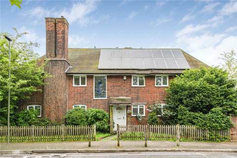 Property for auction in Kent