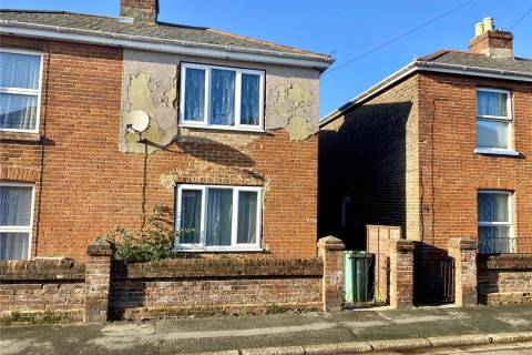 Property for auction in Isle of Wight