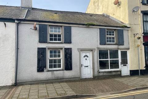 Property for auction in Gwynedd