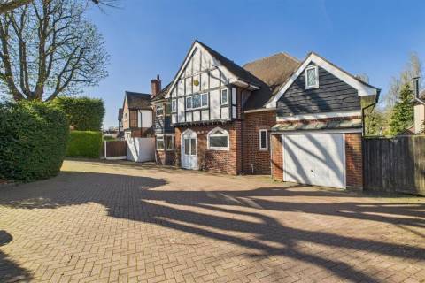 Property for auction in West Midlands