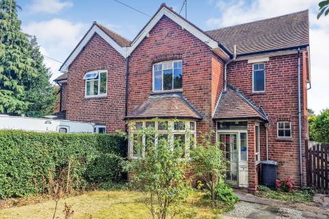 Property for auction in Worcestershire