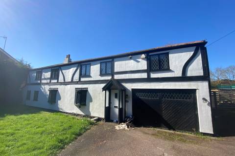 Property for auction in Buckinghamshire